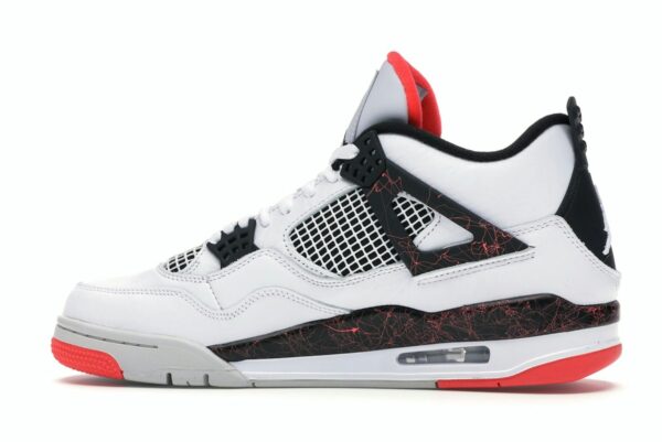Jordan 4 Retro Flight Nostalgia (308497-116) – Blanco/Negro/Carmesí Brillante - Imagen 4