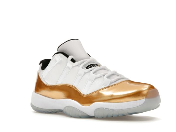 Air Jordan 11 Retro Low Ceremonia de Clausura (2016) – 528895-103 - Imagen 2