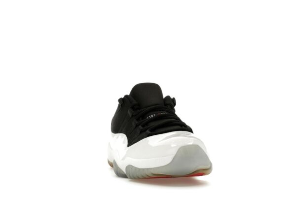Air Jordan 11 Retro Low Reverse Concord Blanco/Negro-Rojo Verdadero 528895-110 - Imagen 2