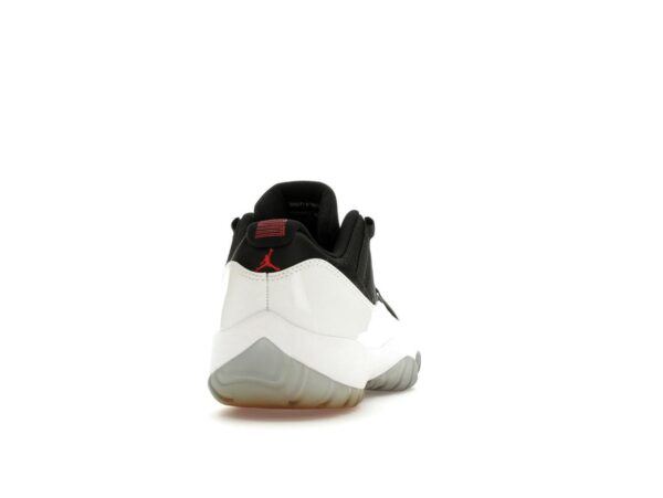 Air Jordan 11 Retro Low Reverse Concord Blanco/Negro-Rojo Verdadero 528895-110 - Imagen 5