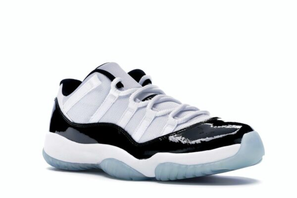 Air Jordan 11 Retro Low Concord (528895-153) – Blanco/Concord/Negro – Zapatillas deportivas para hombre - Imagen 2