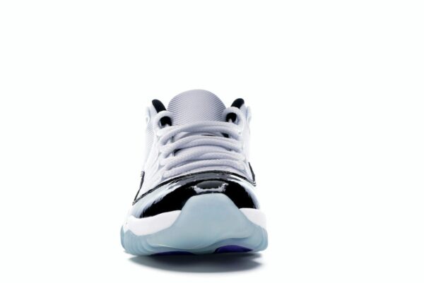 Air Jordan 11 Retro Low Concord (528895-153) – Blanco/Concord/Negro – Zapatillas deportivas para hombre - Imagen 3