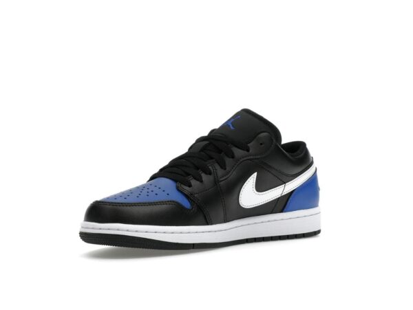 Jordan 1 Low Black Royal Toe Sneakers – 553558-042 - Imagen 3