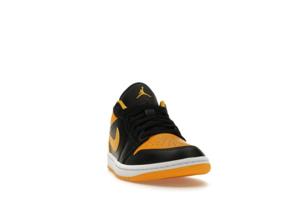 Jordan 1 Low Amarillo Ocre – 553558-072 - Imagen 2