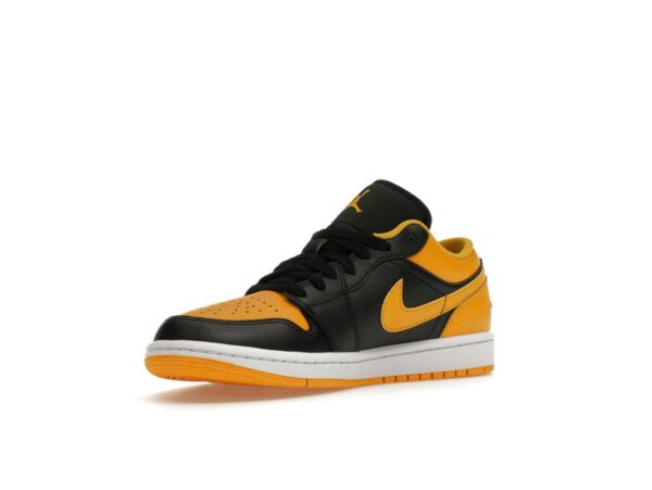 Jordan 1 Low Amarillo Ocre – 553558-072 - Imagen 3