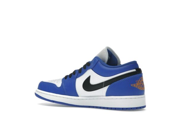 Jordan 1 Low Hyper Royal Naranja (553558-401) - Imagen 4