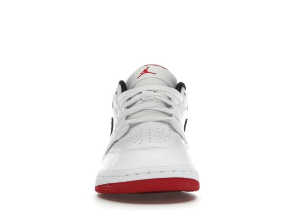 Air Jordan 1 Low Blanco Rojo Gimnasio (GS) – 553560-118 - Imagen 3
