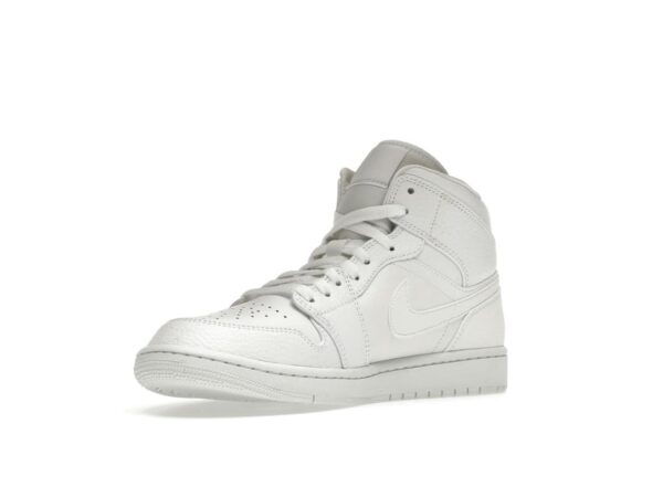 Air Jordan 1 Mid Triple Blanco 2 (2020) – 554724-130 - Imagen 3