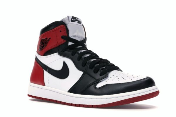 Air Jordan 1 Retro con puntera negra (2016) – 555088-125 - Imagen 2