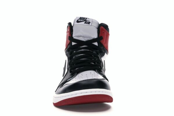 Air Jordan 1 Retro con puntera negra (2016) – 555088-125 - Imagen 3