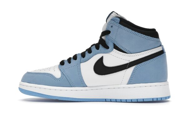 Air Jordan 1 Retro High OG Universidad Azul (GS) – 575441-134 - Imagen 4