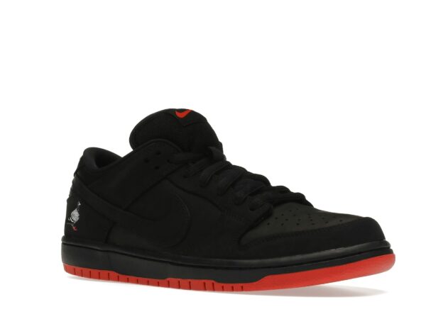 Nike SB Dunk Low Negro Paloma (883232-008) - Imagen 2