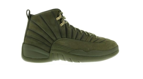 Jordan 12 Retro PSNY Olive – AA1233-200 Public School NY Collaboration Zapatillas para hombre - Imagen 1