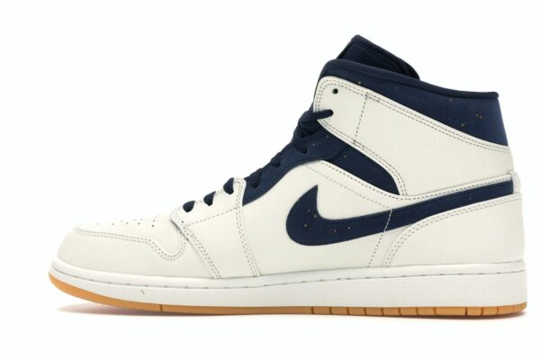 Jordan 1 Retro Mid Jeter – AH6342-104 - Imagen 4