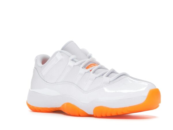 Air Jordan 11 Retro Low Citrus (2021) para mujer – AH7860-139 - Imagen 2