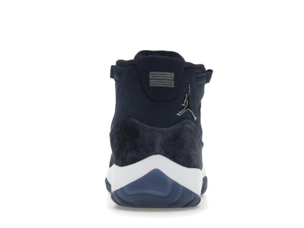 Air Jordan 11 Retro Azul Marino Medianoche (Mujer) – AR0715-441 - Imagen 5