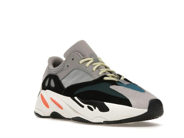 Zapatillas Adidas Yeezy Boost 700 Wave Runner – Gris/Blanco/Negro – B75571 - Imagen 2
