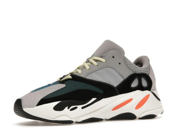 Zapatillas Adidas Yeezy Boost 700 Wave Runner – Gris/Blanco/Negro – B75571 - Imagen 4
