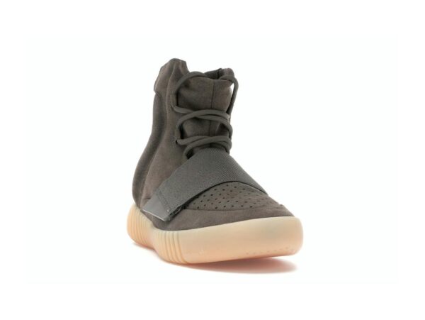 Adidas Yeezy Boost 750 Chocolate Marrón Claro Goma BY2456 - Imagen 2
