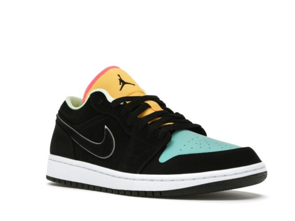 Jordan 1 Low Negro Verde Aurora Naranja Láser – CK3022-013 - Imagen 2