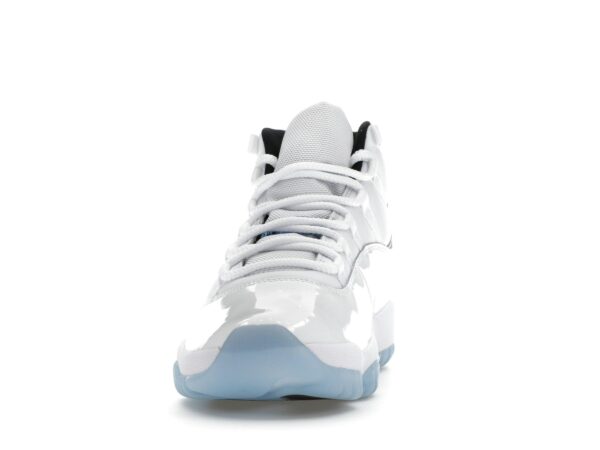 Jordan 11 Retro Legend Blue (2024) – Blanco/Azul Legend/Negro – CT8012-104 - Imagen 3