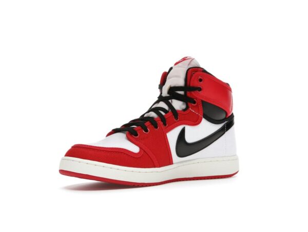 Air Jordan 1 Retro AJKO Chicago 2021 – Blanco/Rojo/Negro – DA9089-100 - Imagen 3