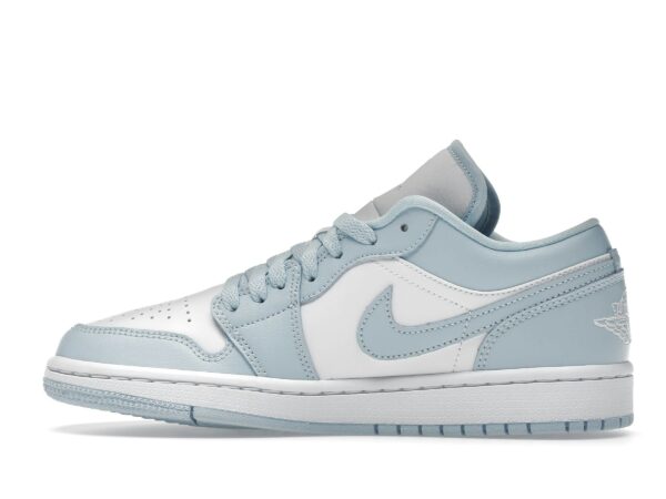 Jordan 1 Low Blanco Azul Hielo (Mujer) – DC0774-141 - Imagen 4