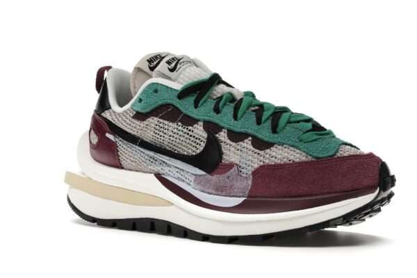 Nike Vaporwaffle Sacai Villain Rojo Verde Neptuno – DD3035-200 - Imagen 2