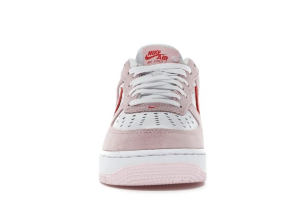 Nike Air Force 1 Low '07 QS Carta de amor para San Valentín – DD3384-600 - Imagen 3