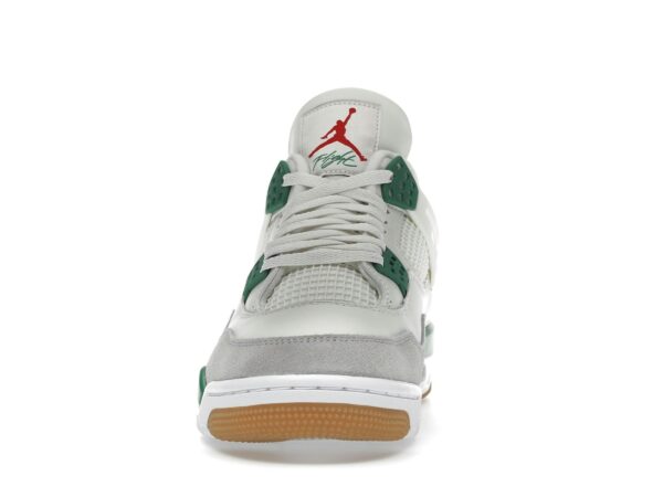 Zapatillas Nike Jordan 4 Retro SB Verde Pino – DR5415-103 - Imagen 3
