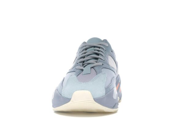 Zapatillas Adidas Yeezy Boost 700 Inertia Grises – EG7597 - Imagen 3