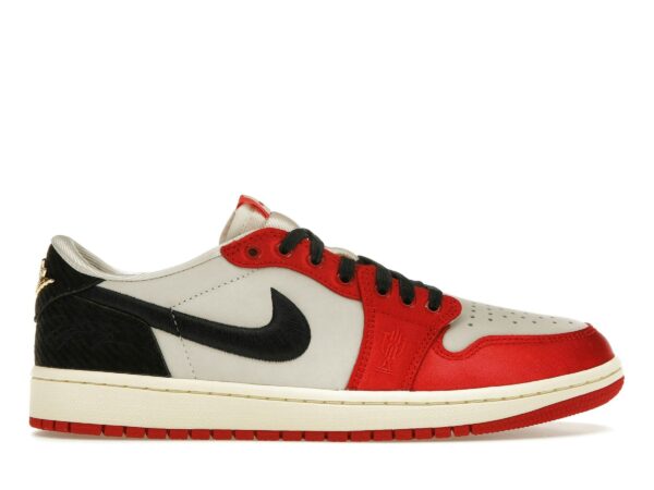 Tarjeta de novato de la Sala de Trofeos Air Jordan 1 Retro Low OG – FN0432-100 - Imagen 1
