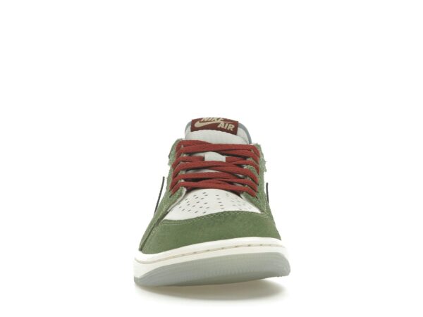 Jordan 1 Retro Low OG Año del Dragón (2024) – FN3727-100 - Imagen 3