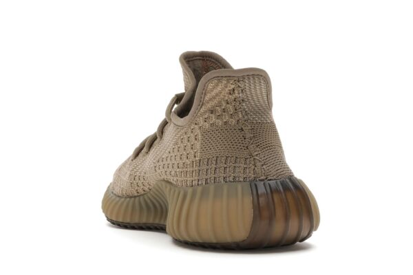 Zapatillas Adidas Yeezy Boost 350 V2 color arena y topo – FZ5240 - Imagen 6