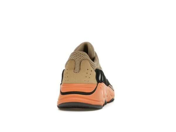 Zapatillas Adidas Yeezy Boost 700 Enflame Amber GW0297 - Imagen 5