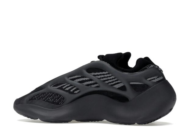 Zapatillas Adidas Yeezy 700 V3 con brillo oscuro – GX6144 - Imagen 5