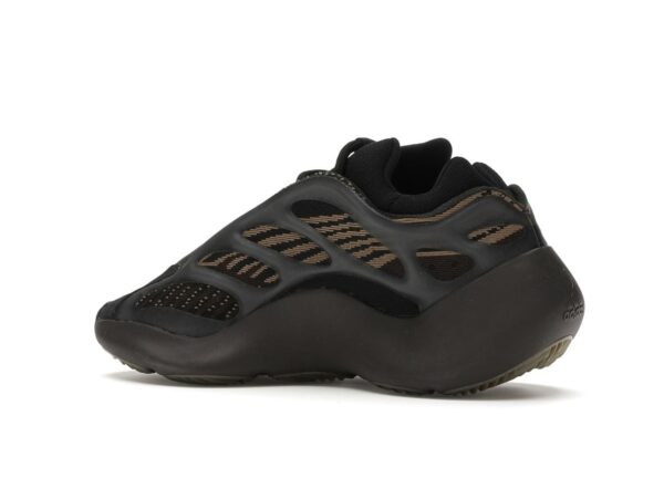 Zapatillas Adidas Yeezy 700 V3 Clay Brown GY0189 - Imagen 4