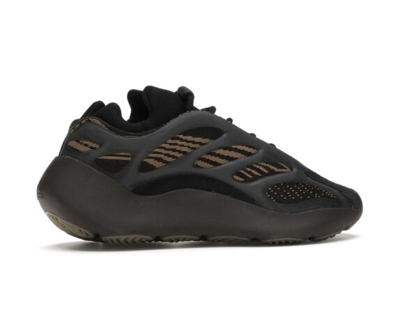 Zapatillas Adidas Yeezy 700 V3 Clay Brown GY0189 - Imagen 6