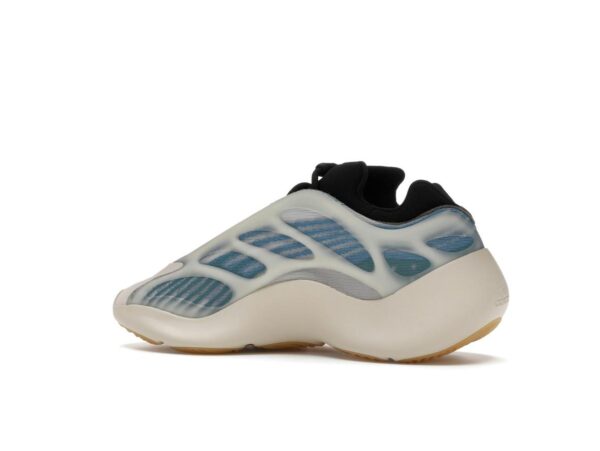 Zapatillas Adidas Yeezy 700 V3 Kyanite GY0260 - Imagen 4