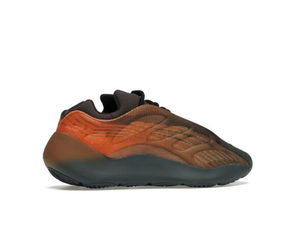 Zapatillas Adidas Yeezy 700 V3 Copper Fade GY4109 - Imagen 6