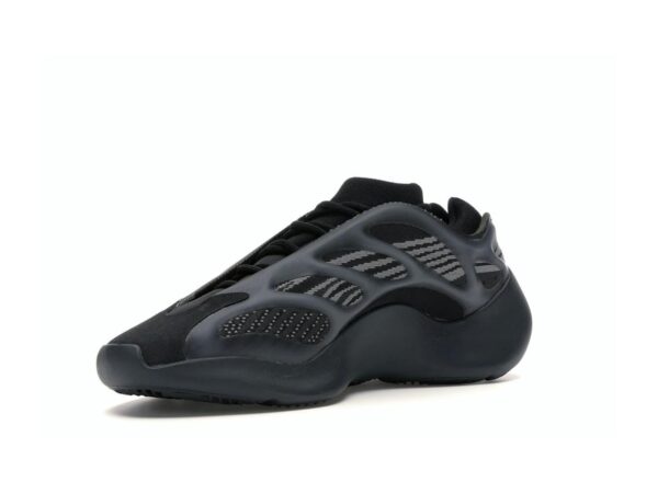 Zapatillas Adidas Yeezy 700 V3 Alvah H67799 negras y grises - Imagen 3