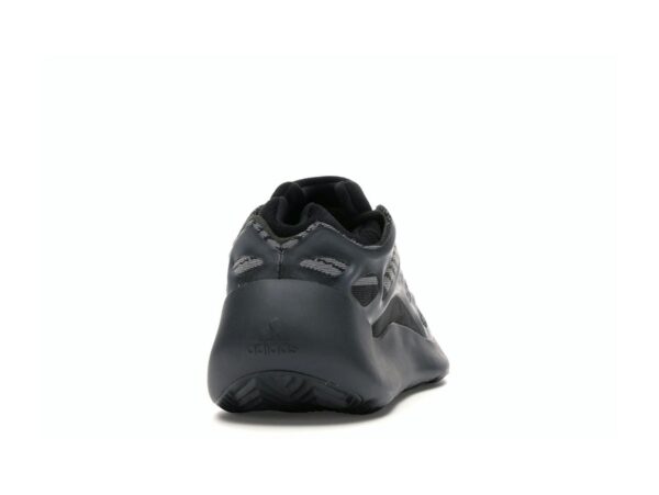 Zapatillas Adidas Yeezy 700 V3 Alvah H67799 negras y grises - Imagen 5
