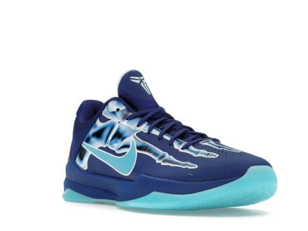 Zapatillas de baloncesto Nike Kobe 5 Protro X-Ray para hombre, color azul rey profundo/azul báltico – HJ4303-400 - Imagen 2