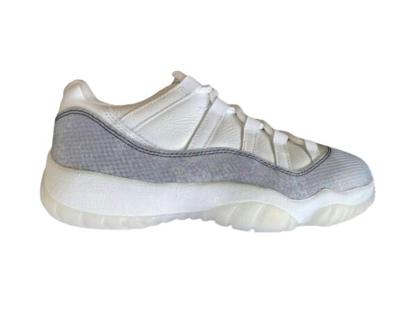 Air Jordan 11 Retro Low Año de la Serpiente Negro Cumbre Blanco Fútbol Gris HQ7000-001 - Imagen 1