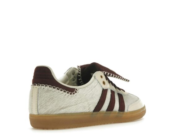Zapatillas Adidas Samba Wales Bonner de piel color crema y blanco – IE0586 - Imagen 7