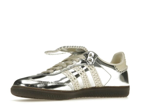 Zapatillas Adidas Samba Wales Bonner de piel plateadas – IG8181 - Imagen 4