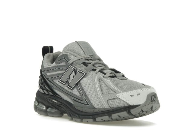 Zapatillas New Balance 1906R Brighton Gris – M1906RHA - Imagen 2