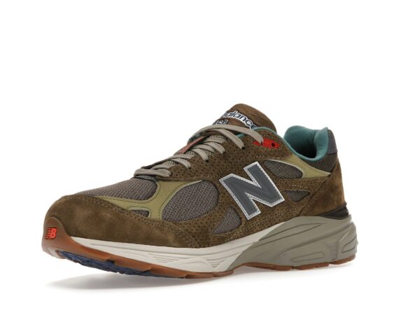 New Balance 990v3 MiUSA Bodega: Llegaron para quedarse – M990BD3: Colaboración del 15.º aniversario - Imagen 4