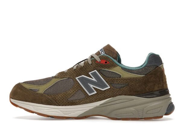New Balance 990v3 MiUSA Bodega: Llegaron para quedarse – M990BD3: Colaboración del 15.º aniversario - Imagen 5