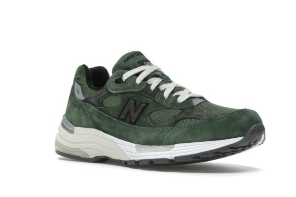 New Balance 992 JJJJound Green M992JJ: Zapatillas premium de ante y malla - Imagen 2